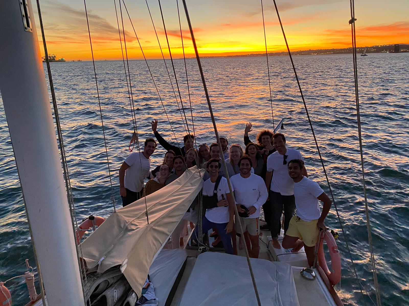 career-team-slide-02