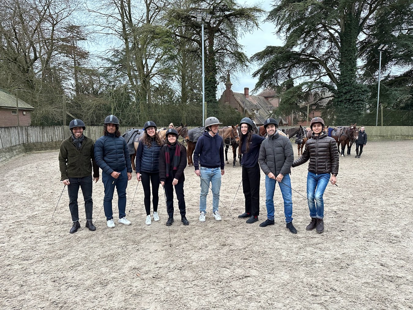 career-team-slide-03