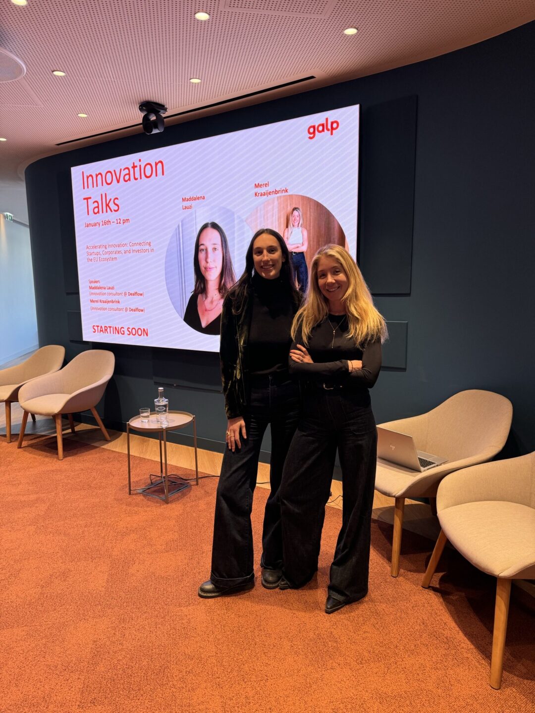 Merel & Madda at Galp